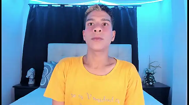 Ethan Boyy online show from 01-24-25, 08:02
