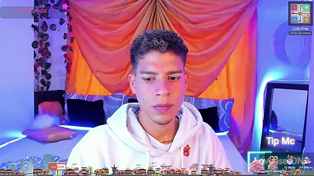 Ethan Boyy online show from 10-21-25, 08:53