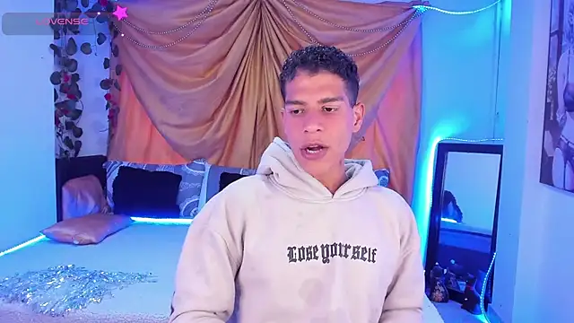 Ethan Boyy online show from 10-31-25, 10:00