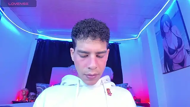 Ethan Boyy online show from 04-13-26, 02:55