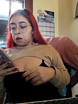 Snapshot of AnonymousGirl chatting on 10-30-25, 02:18 AnonymousGirl online show from 10-30-25, 02:18