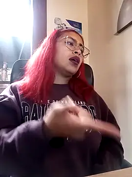 Snapshot of AnonymousGirl chatting on 11-24-25, 08:08 AnonymousGirl online show from 11-24-25, 08:08