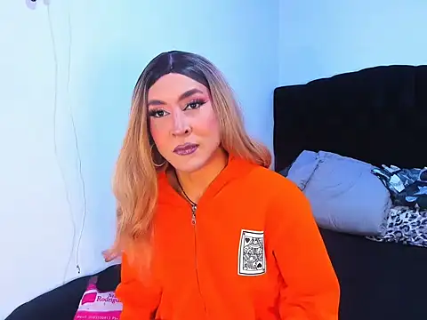 Georgina Giio online show from 10-26-25, 09:21