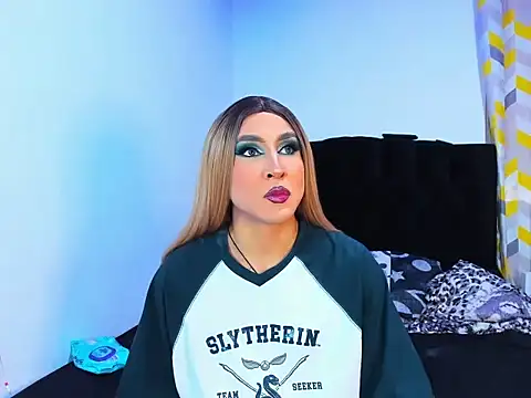 Georgina Giio online show from 11-19-25, 07:36