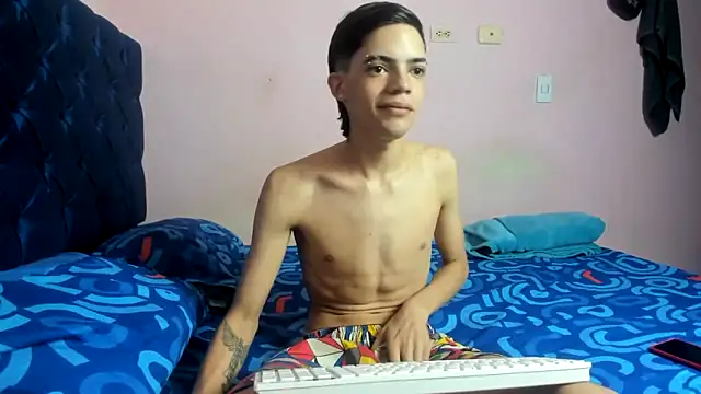 Latinos 2001 online show from 03-05-26, 11:50