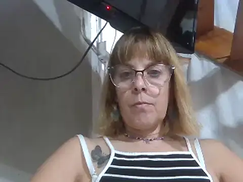 bhianca123 online show from 02-21-25, 06:26