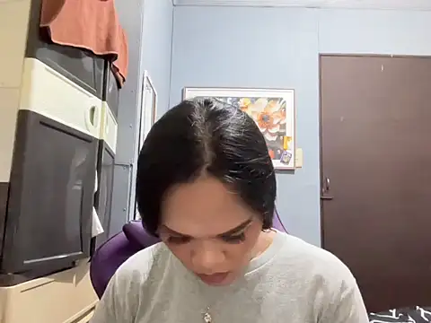 SophiaCourthaway online show from 09-30-25, 04:12