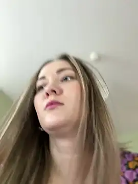 Kiss My Body online show from 02-14-25, 02:23