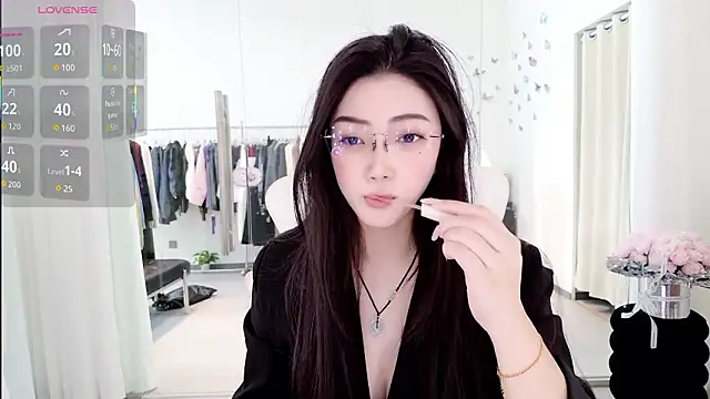 miaomiao-777 online show from 02-02-26, 04:55