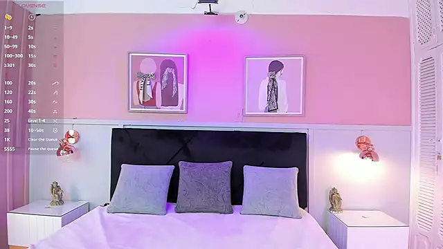 Snapshot of janna_lopez_ chatting on 10-18-25, 03:31 janna lopez online show from 10-18-25, 03:31