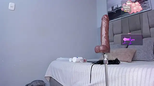 Snapshot of janna_lopez_ chatting on 11-01-25, 11:12 janna lopez online show from 11-01-25, 11:12