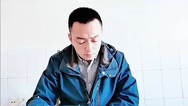 Snapshot of swg176 chatting on 10-22-25, 07:30 swg176 online show from 10-22-25, 07:30