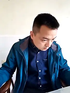 Snapshot of swg176 chatting on 11-16-25, 07:25 swg176 online show from 11-16-25, 07:25