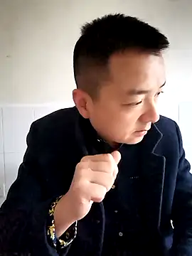 Snapshot of swg176 chatting on 11-17-25, 02:50 swg176 online show from 11-17-25, 02:50