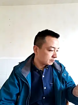 Snapshot of swg176 chatting on 11-21-25, 02:32 swg176 online show from 11-21-25, 02:32