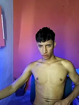 Snapshot of matteo_rivas chatting on 03-08-25, 04:12 matteo rivas online show from 03-08-25, 04:12