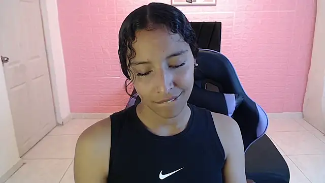 DULCE1609 online show from 12-22-25, 10:40