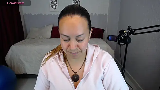 Dalila lust  online show from 03-17-25, 06:11