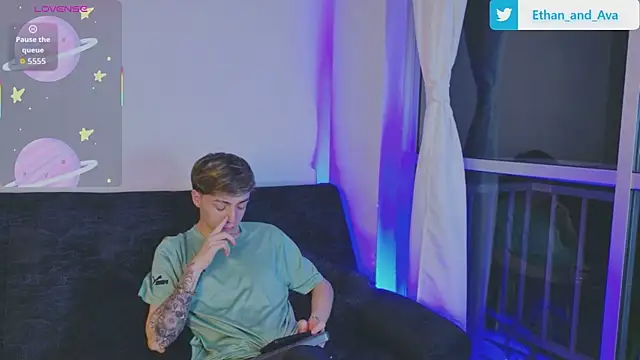 ethan and ava online show from 10-18-25, 02:36