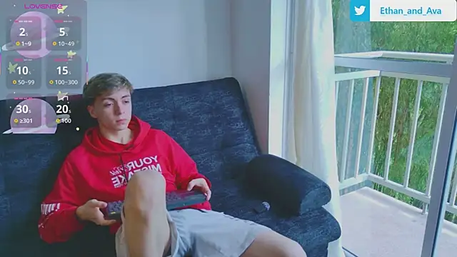 ethan and ava online show from 10-19-25, 01:12