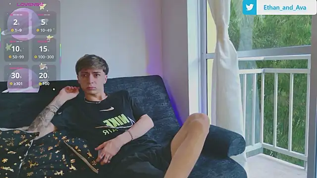 ethan and ava online show from 11-15-25, 01:07