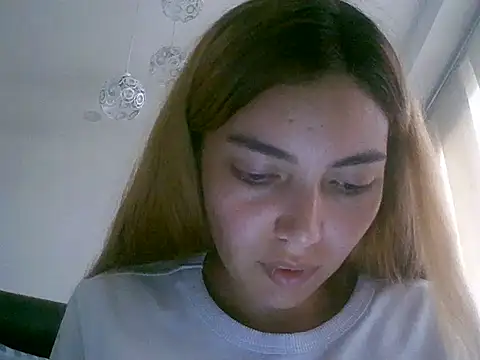 VittoriaTaylor online show from 02-06-26, 10:13