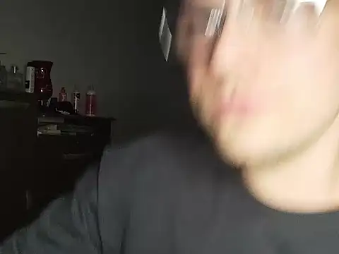 Dyllan   online show from 10-25-25, 02:19