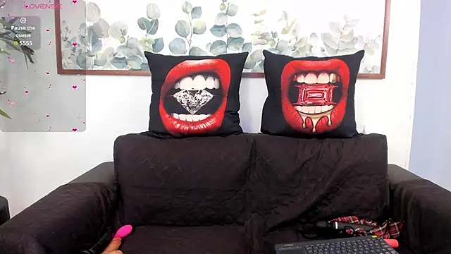 Snapshot of NicolettaLima chatting on 03-14-25, 08:17 NicolettaLima online show from 03-14-25, 08:17