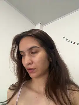 Bella still online show from 02-13-26, 02:02