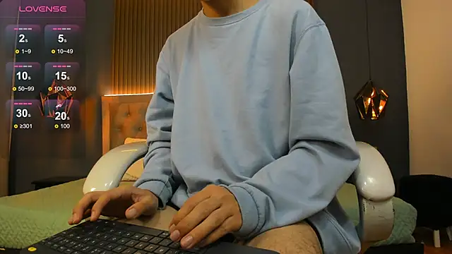 Cum hunters online show from 10-09-25, 03:37