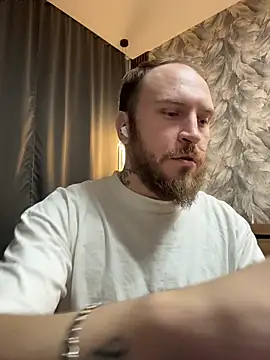  XxX-XxX  online show from 12-18-25, 11:33