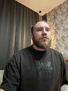 Snapshot of _XxX-XxX_ chatting on 02-14-26, 06:26 XxX-XxX online show from 02-14-26, 06:26