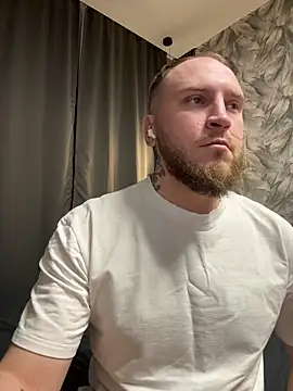 Snapshot of _XxX-XxX_ chatting on 03-16-26, 07:18 XxX-XxX online show from 03-16-26, 07:18