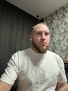 Snapshot of _XxX-XxX_ chatting on 03-17-26, 06:55 XxX-XxX online show from 03-17-26, 06:55