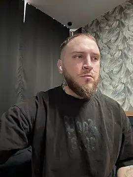 Snapshot of _XxX-XxX_ chatting on 03-19-26, 02:10 XxX-XxX online show from 03-19-26, 02:10