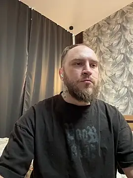 Snapshot of _XxX-XxX_ chatting on 04-08-26, 03:01 XxX-XxX online show from 04-08-26, 03:01