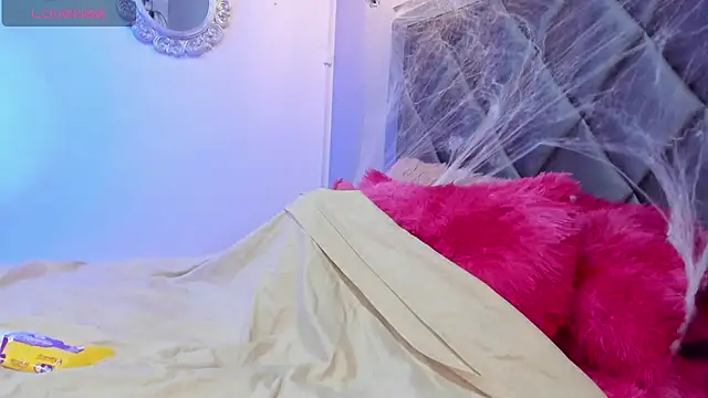 Sophiaa Gomez online show from 10-09-25, 11:52