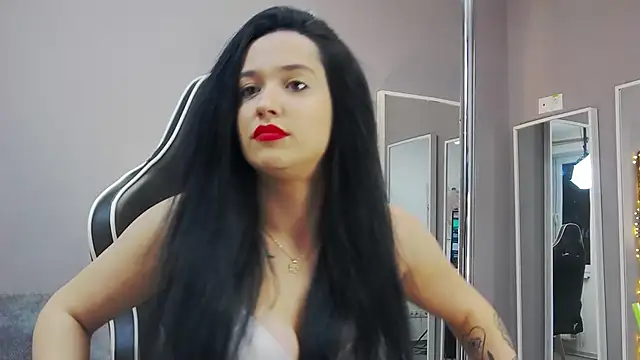 Snapshot of Eva_Lovvia_ chatting on 01-27-25, 09:11 Eva Lovvia  online show from 01-27-25, 09:11