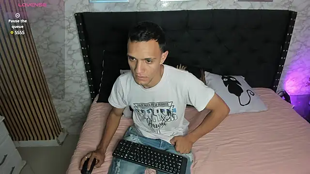 stefany pablo1 online show from 02-04-25, 12:22