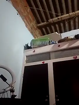 Teresa mm online show from 10-11-25, 05:11