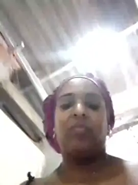 Teresa mm online show from 10-31-25, 03:57