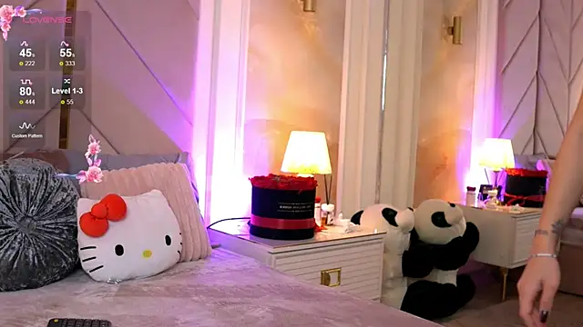 Snapshot of Alexaheyess chatting on 10-28-25, 05:33 Alexaheyess online show from 10-28-25, 05:33