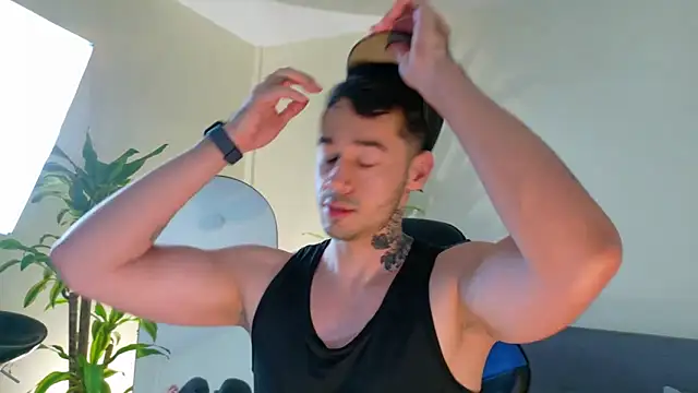 Salvatore costa online show from 11-19-25, 04:23