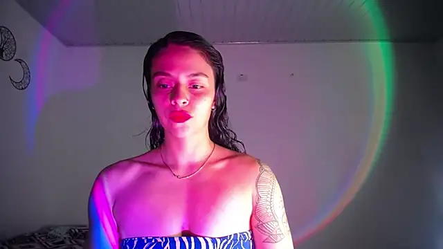 Snapshot of lana_roman chatting on 11-06-25, 10:32 lana roman online show from 11-06-25, 10:32