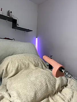 darkdesire 01 online show from 10-28-25, 02:48