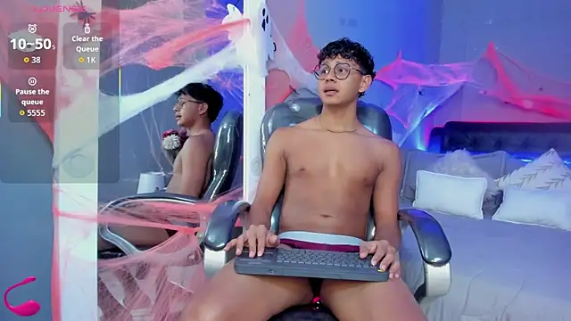 Dawn16  online show from 10-20-25, 08:42