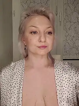 Anesteishen online show from 12-20-25, 03:19