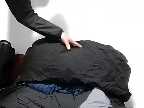 PerroDemonioHot online show from 02-12-26, 09:10