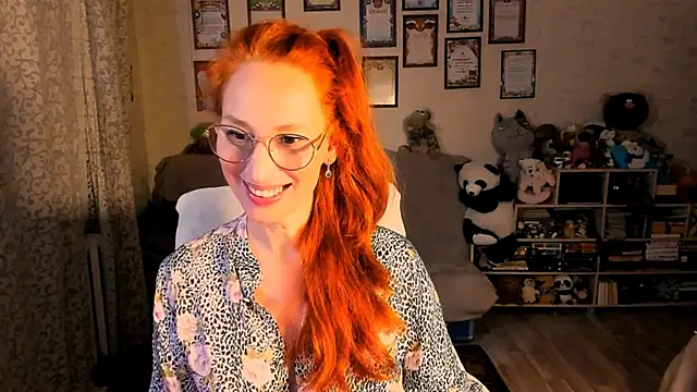 red rocco online show from 12-17-25, 03:51