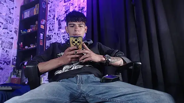 Mickey Magic online show from 11-20-25, 04:34